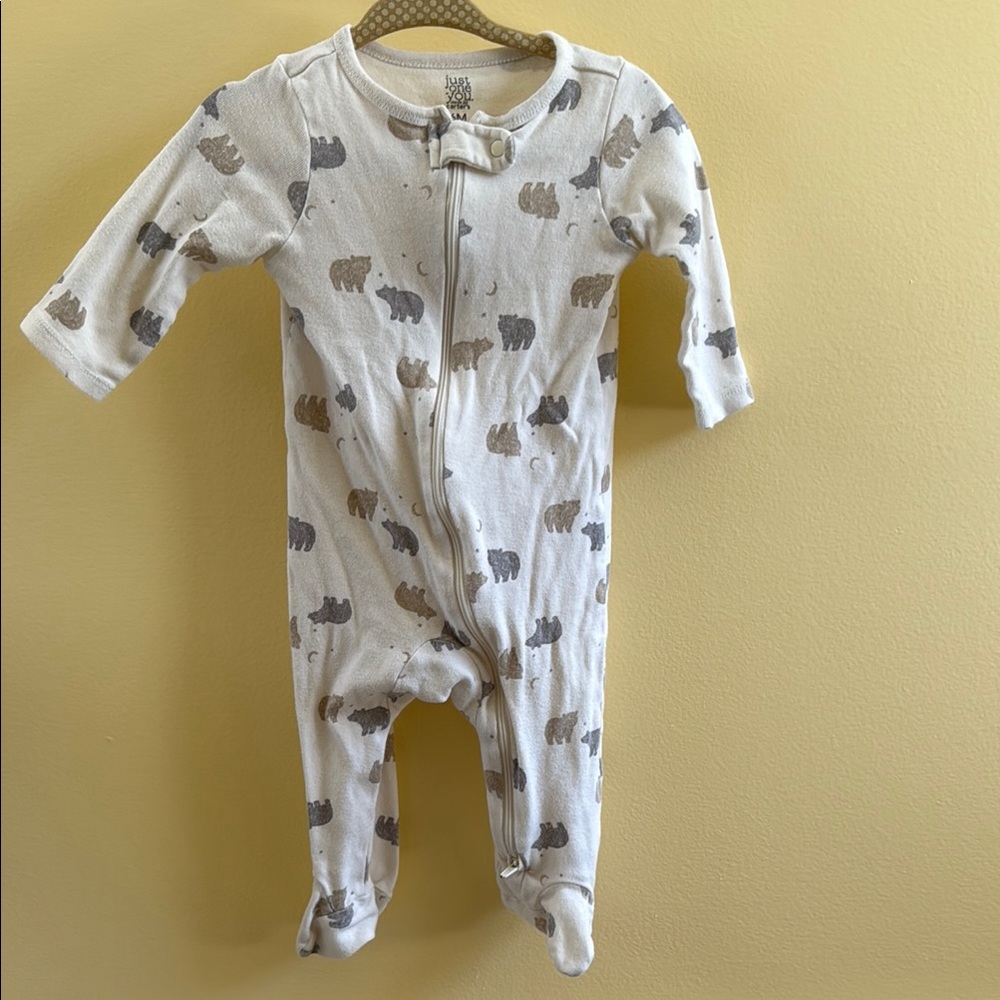 Cozy Kids One Piece with Bear Print